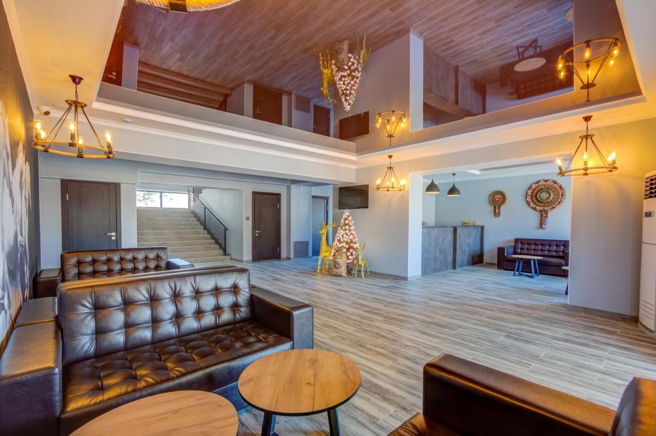 My Hotel Каракол Экстерьер фото